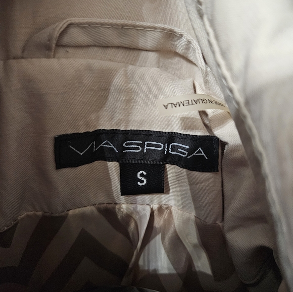 Trech coat with hood - Picture 3 of 4